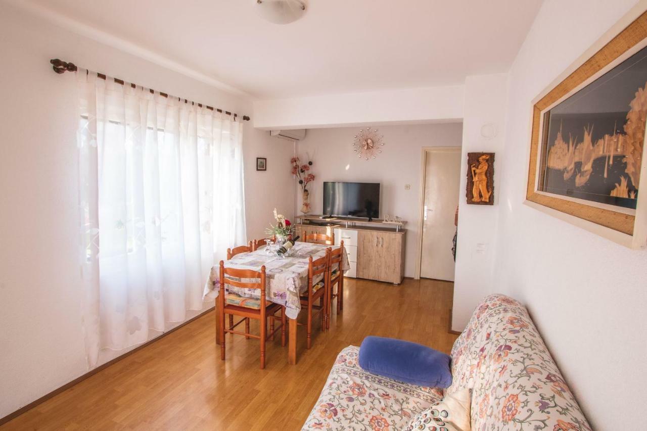 Kristian Apartments Rovinj Bagian luar foto